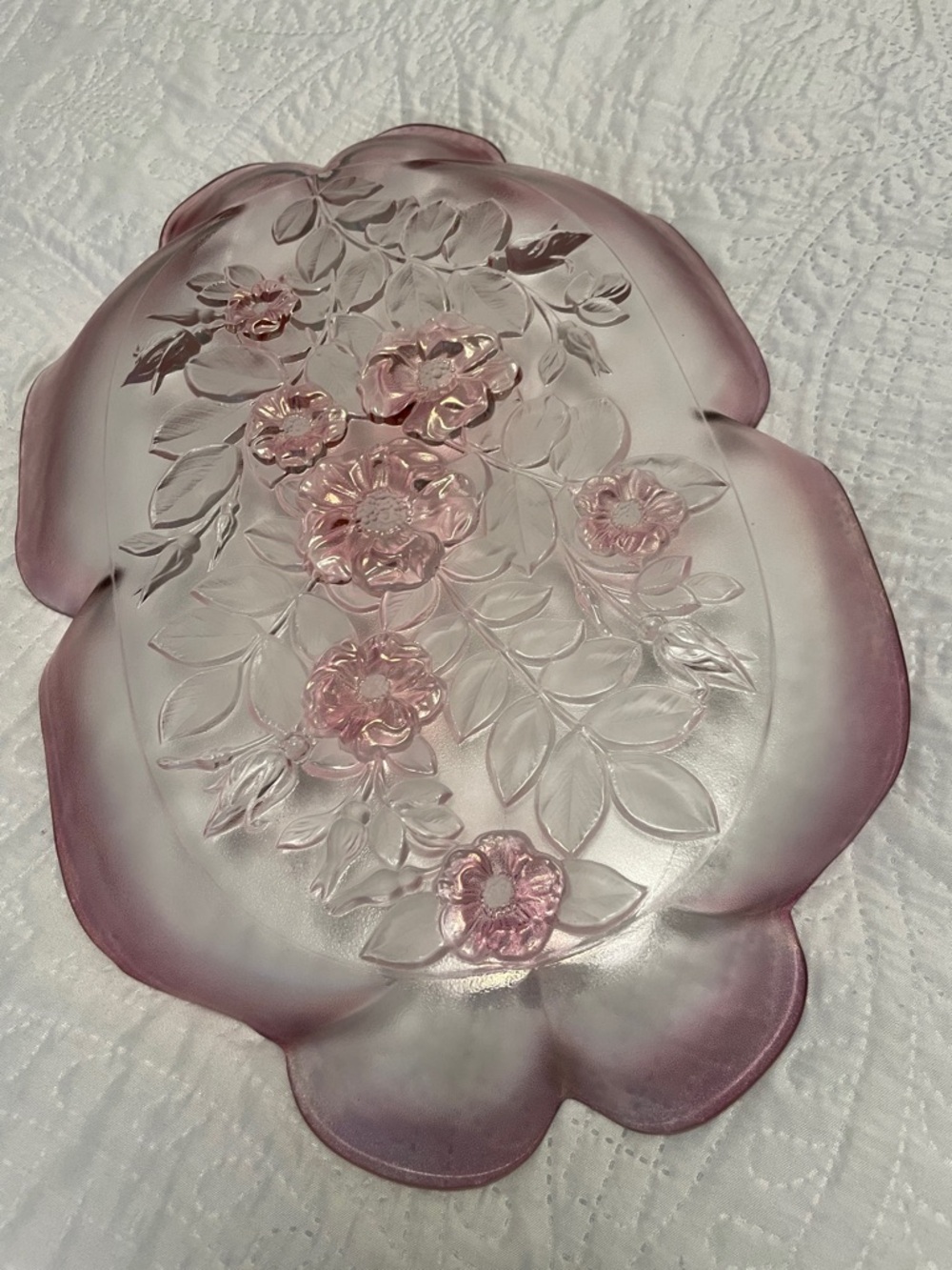 Vintage MIKASA PINK ROSELLA Glass Serving Platter Frosted Floral Leaf Pattern - Picture 5 of 5